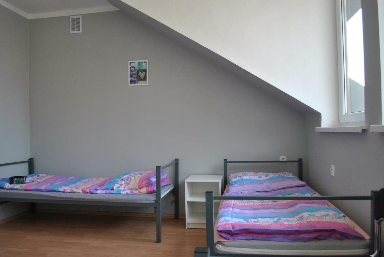 Hostel Pod Topolami 지엘로나구라 외부 사진
