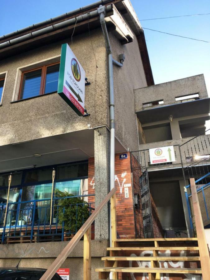 Hostel Pod Topolami 지엘로나구라 외부 사진